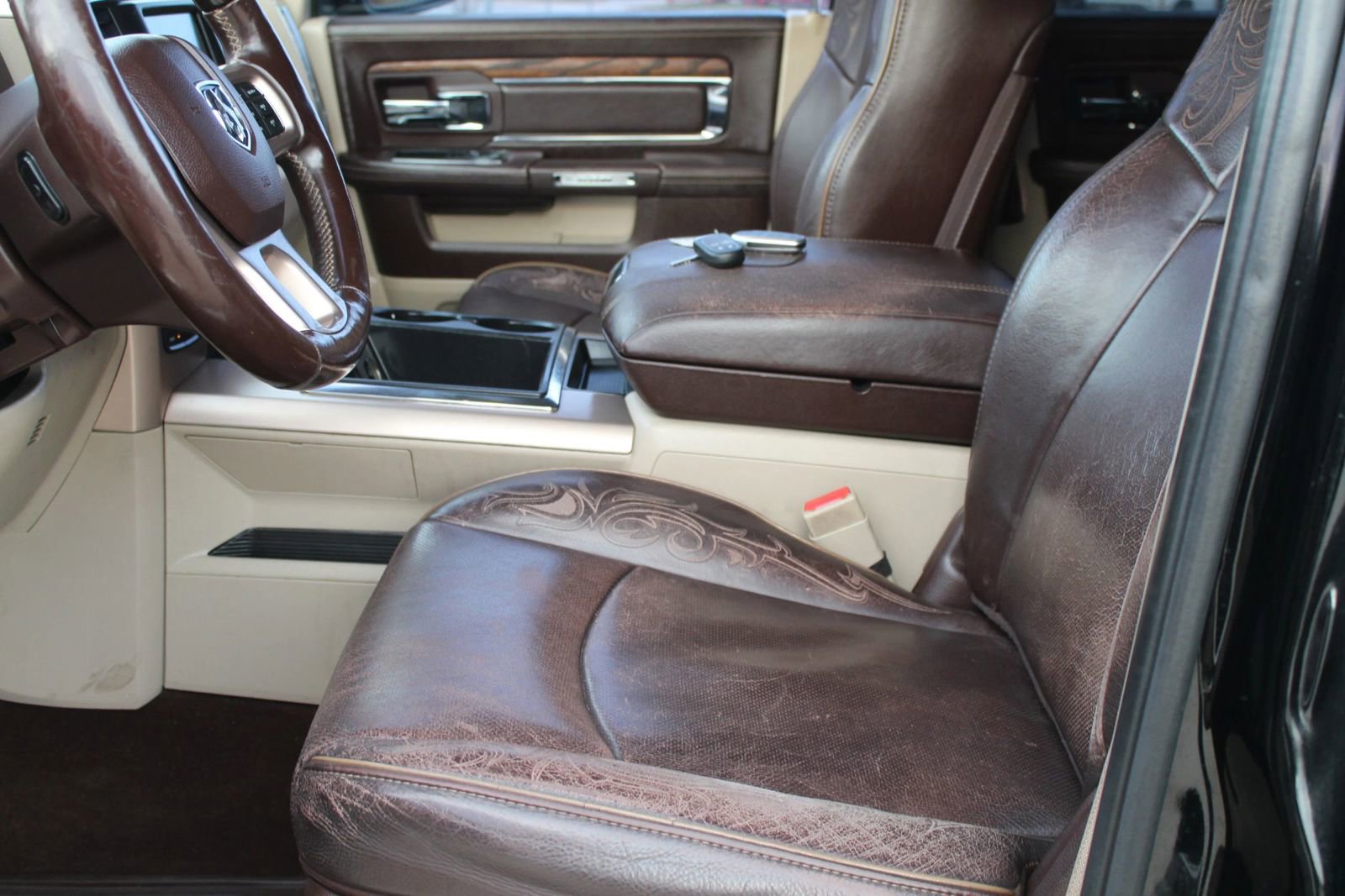 Used 2014 RAM 1500 Laramie Longhorn w/ Convenience Group image 22