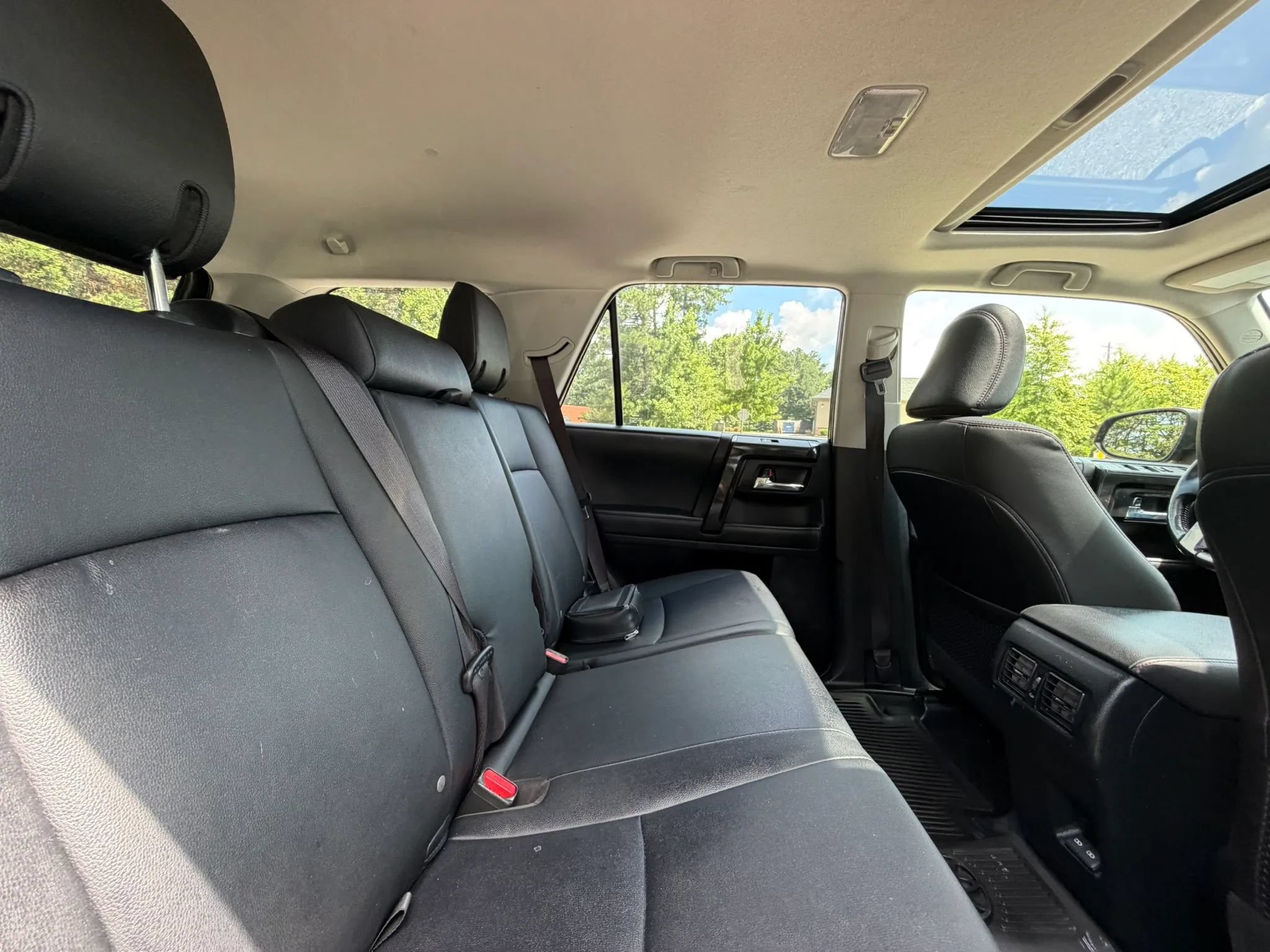 Used 2023 Toyota 4Runner TRD Off-Road Premium w/ Off Road Premium Plus Package AWD/4WD image 14