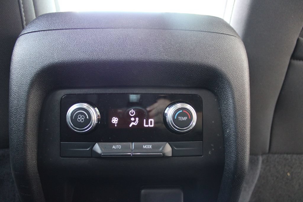 Used 2025 GMC Acadia Elevation FWD image 27