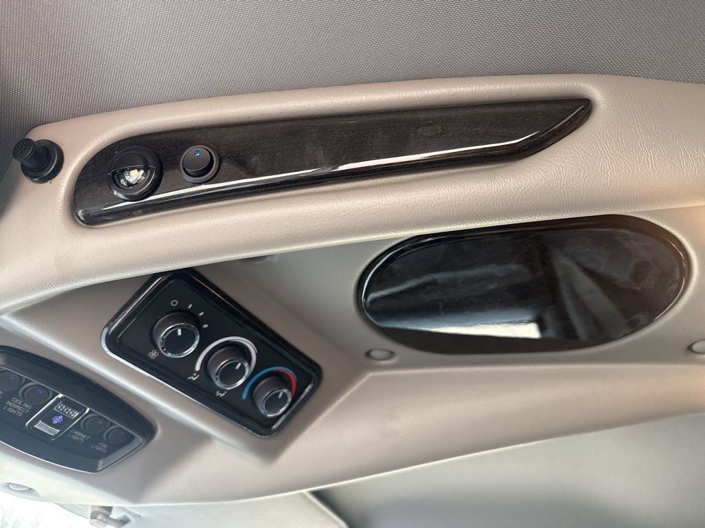New 2025 GMC Savana 2500 Extended w/ Driver Convenience Package image 33