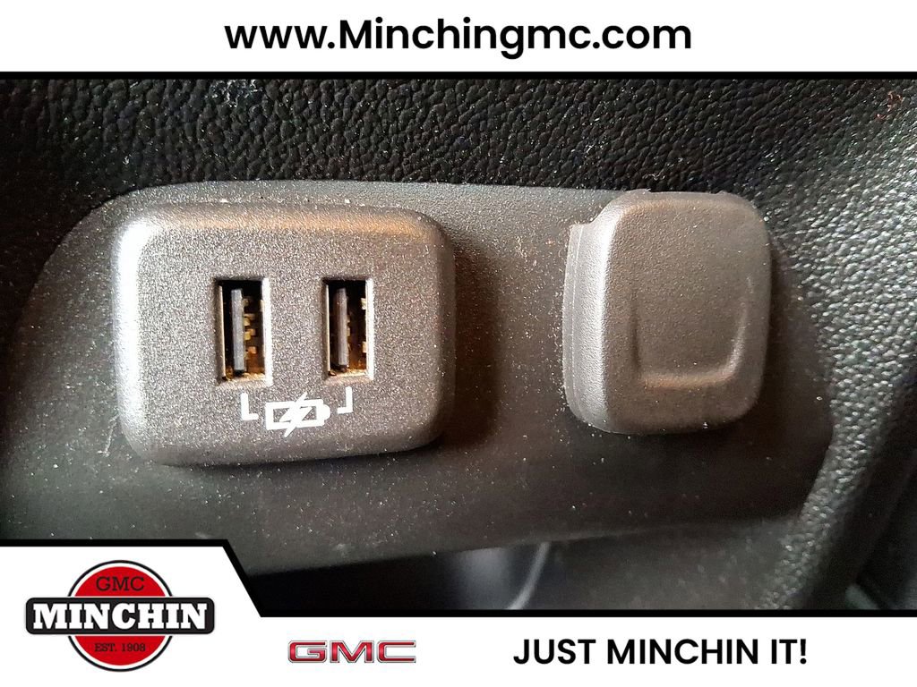 Used 2021 GMC Canyon Denali image 22