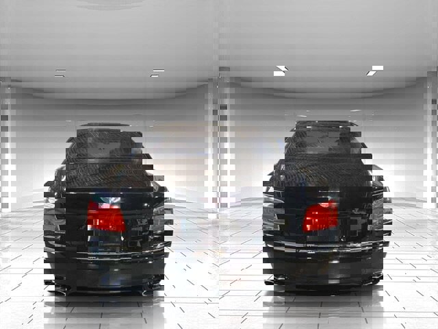 Used 2015 Bentley Flying Spur V8 image 7