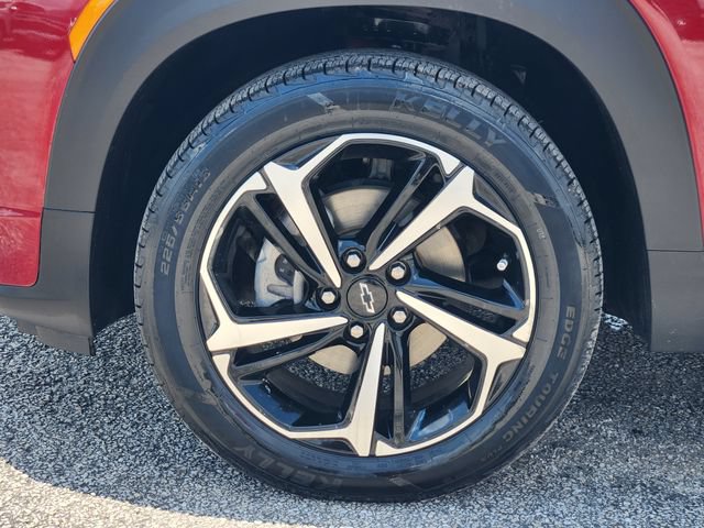 Used 2023 Chevrolet TrailBlazer RS w/ Convenience Package AWD/4WD image 10