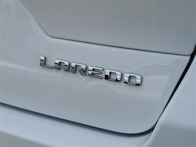 Used 2023 Jeep Grand Cherokee Laredo w/ Luxury Tech Group I image 7