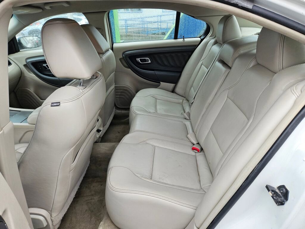 Used 2012 Ford Taurus SEL AWD/4WD image 11