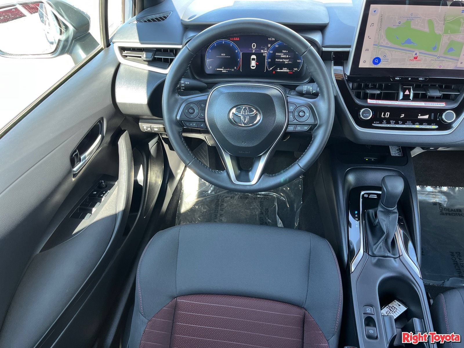 Certified 2026 Toyota Corolla SE w/ SE Package FWD image 17