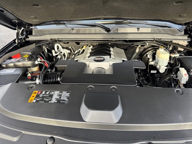 Used 2020 Cadillac Escalade Premium Luxury image 12