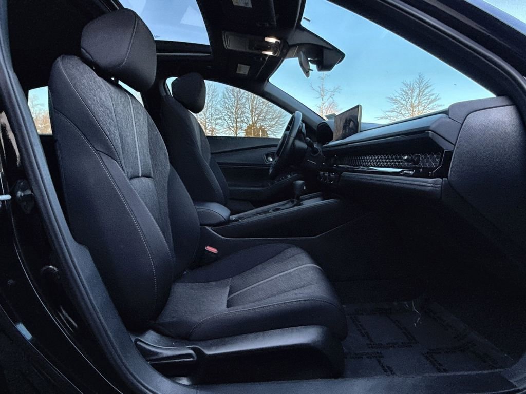 Used 2024 Honda Accord Sport image 27