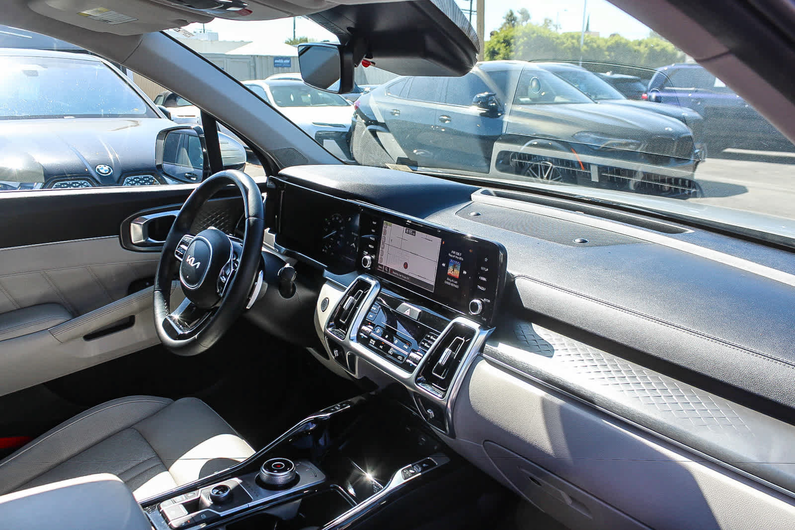 Used 2024 Kia Sorento SX Prestige AWD/4WD image 15