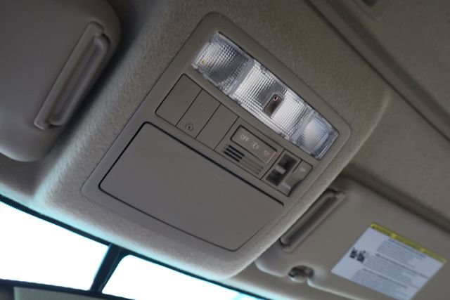 Used 2013 Toyota Highlander Limited image 21