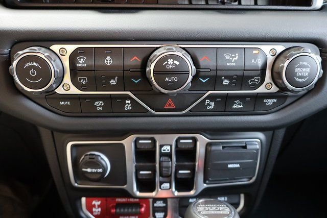 New 2025 Jeep Wrangler Unlimited Rubicon 392 image 28
