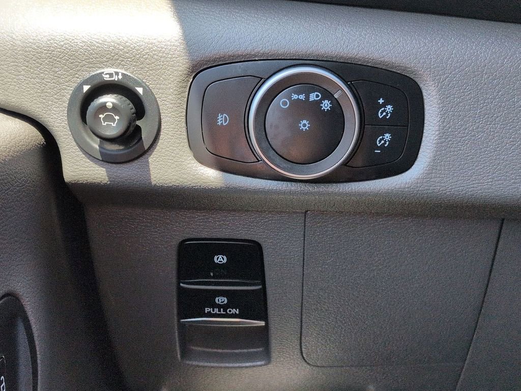 Used 2024 Ford Transit 350 XLT RWD image 20