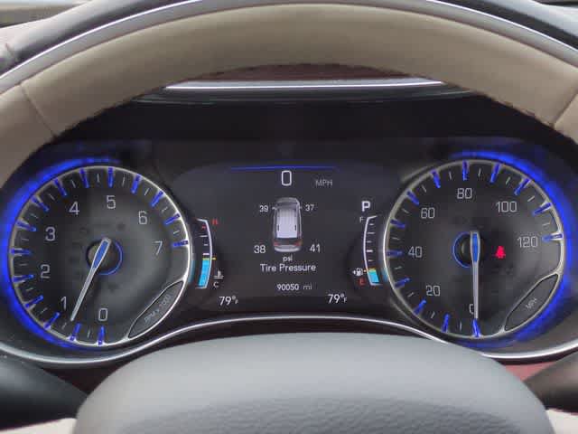 Used 2020 Chrysler Pacifica Limited w/ Advanced Safetytec Group FWD image 35