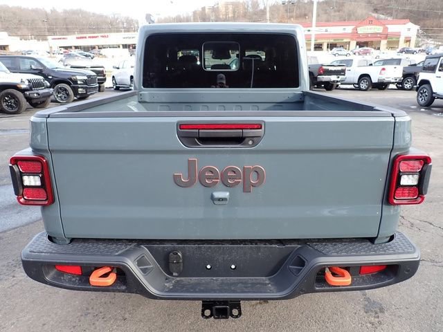 New 2026 Jeep Gladiator Mojave w/ Safety Group AWD/4WD image 4