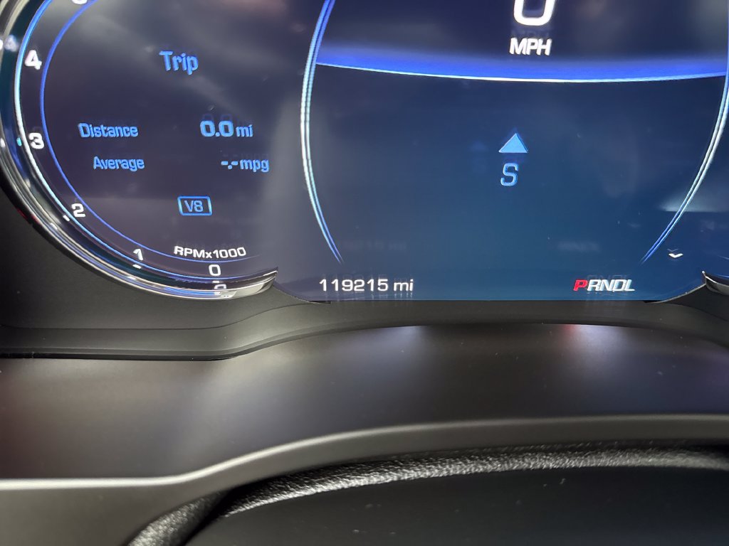 Used 2017 Cadillac Escalade Luxury AWD/4WD image 20