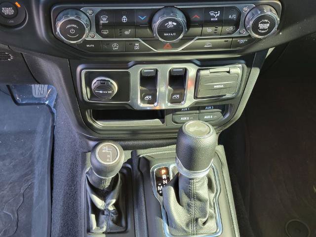 Used 2022 Jeep Wrangler Willys image 18