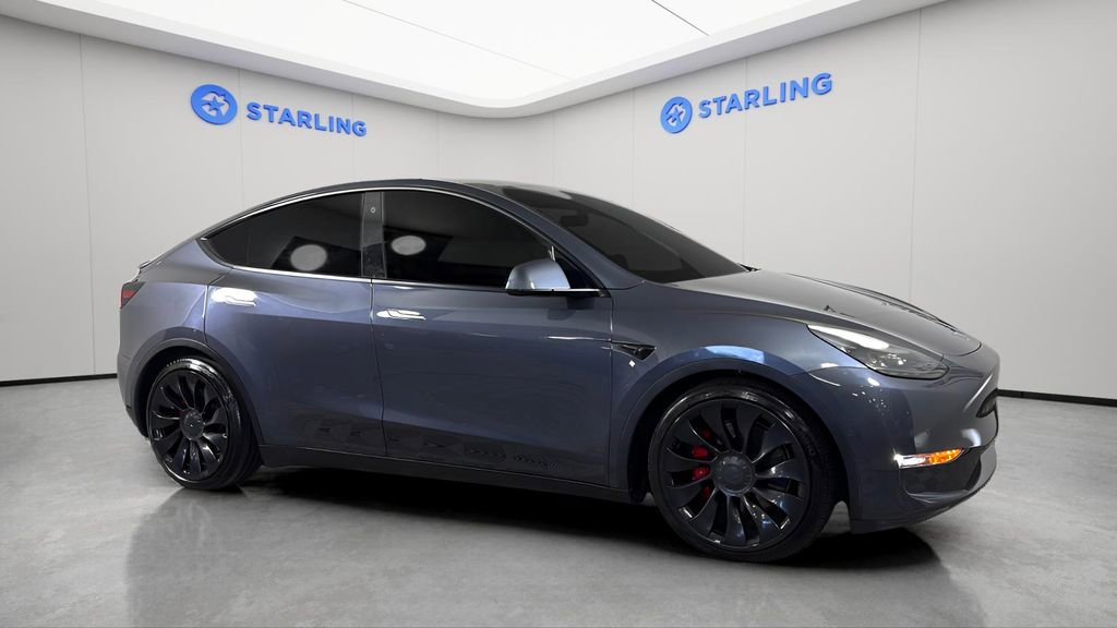 Used 2022 Tesla Model Y Performance image 12