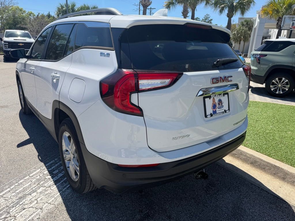 Used 2022 GMC Terrain SLE w/ Driver Convenience Package image 6