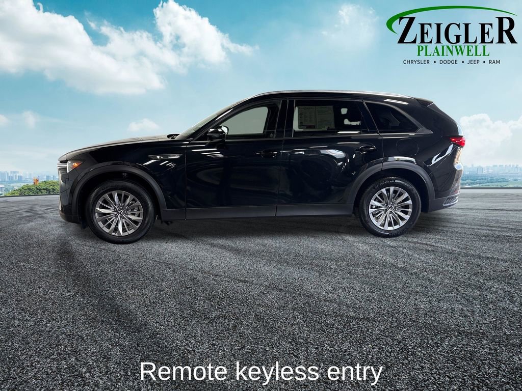 Used 2025 MAZDA CX-90 3.3 Turbo w/ Preferred Package image 4