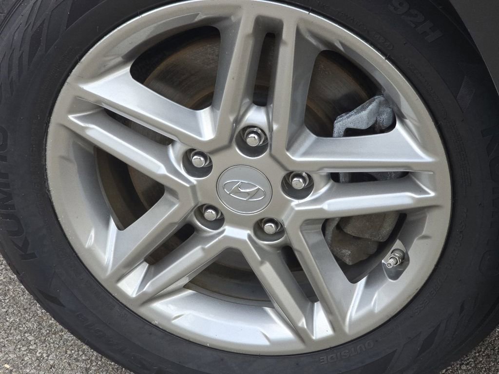 Used 2021 Hyundai Kona SE image 7