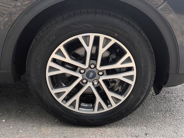 Used 2022 Ford Escape SEL w/ Technology Package AWD/4WD image 7