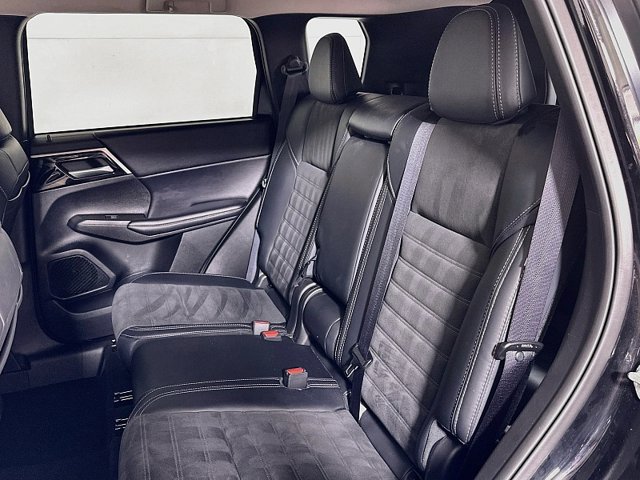 Used 2024 Mitsubishi Outlander SE AWD/4WD image 21