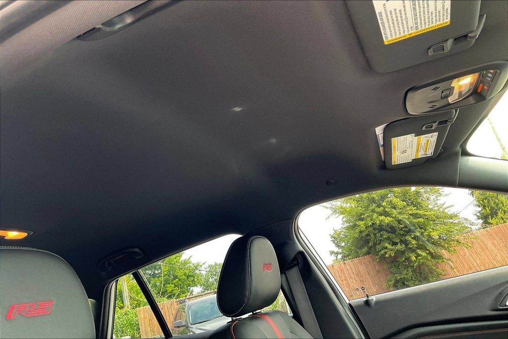 Used 2025 Chevrolet Trax RS w/ Driver Confidence Package FWD image 18