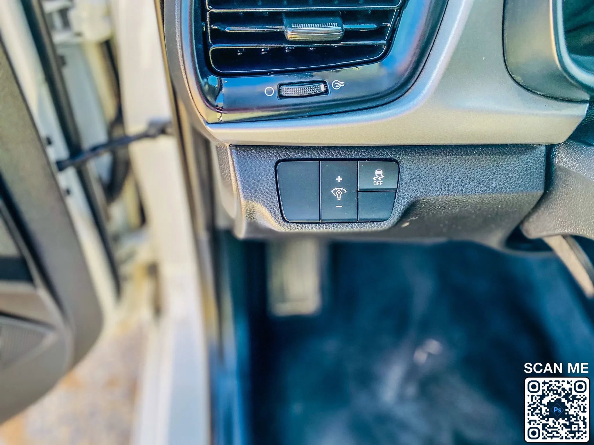 Used 2023 Kia Rio LX image 18