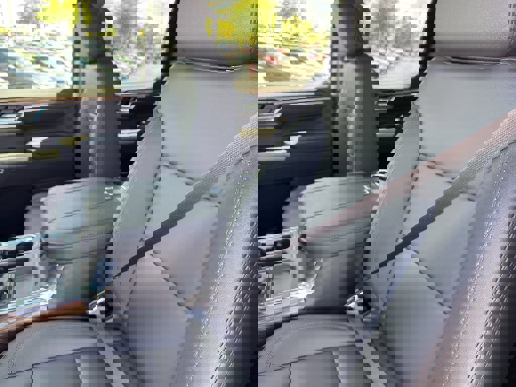 New 2026 Chevrolet Silverado 1500 LT w/ Leather Package image 14