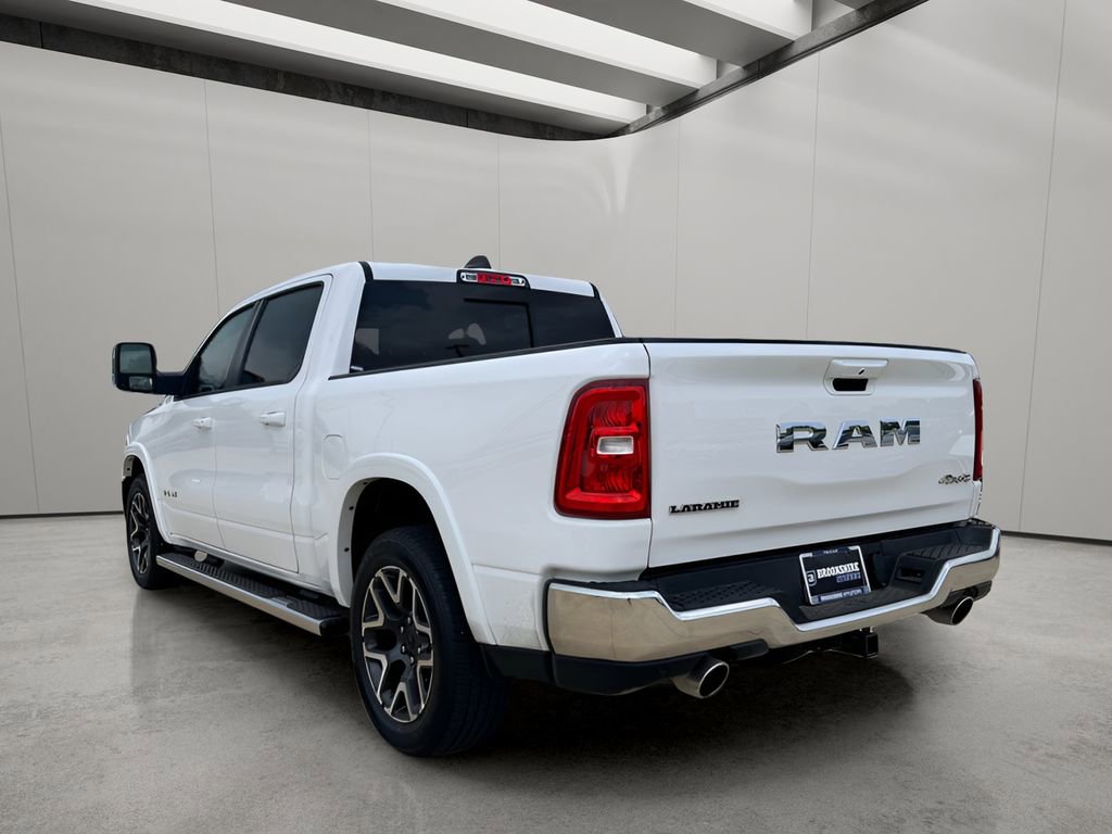Used 2025 RAM 1500 Laramie AWD/4WD image 5