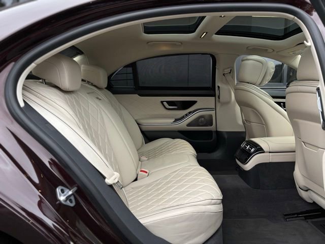 Used 2022 Mercedes-Benz S 580 4MATIC Sedan image 46
