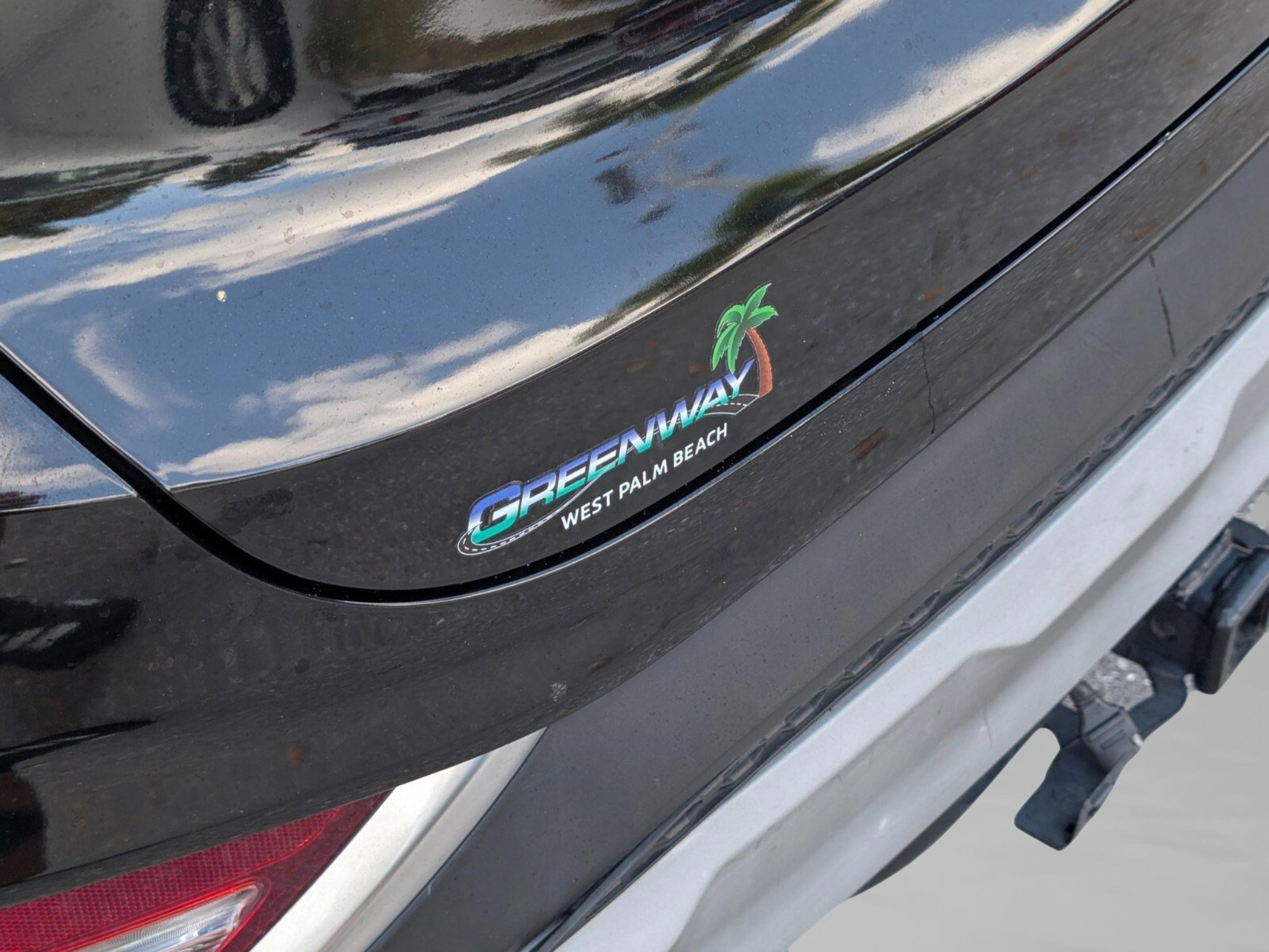 Used 2020 Hyundai Santa Fe SE image 21