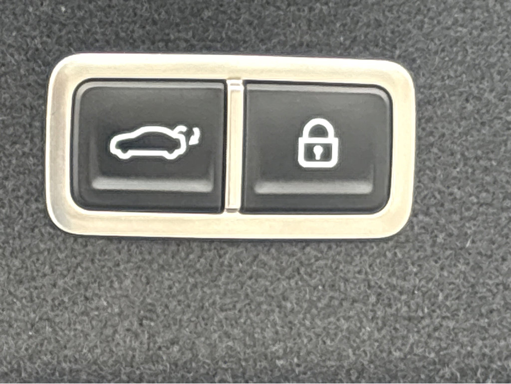 Used 2022 Genesis G80 2.5T w/ Prestige Package image 25