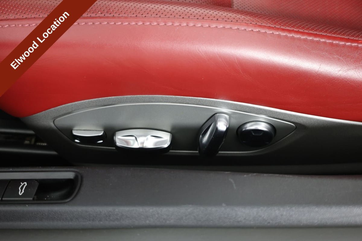 Used 2018 Porsche 718 Boxster RWD image 20