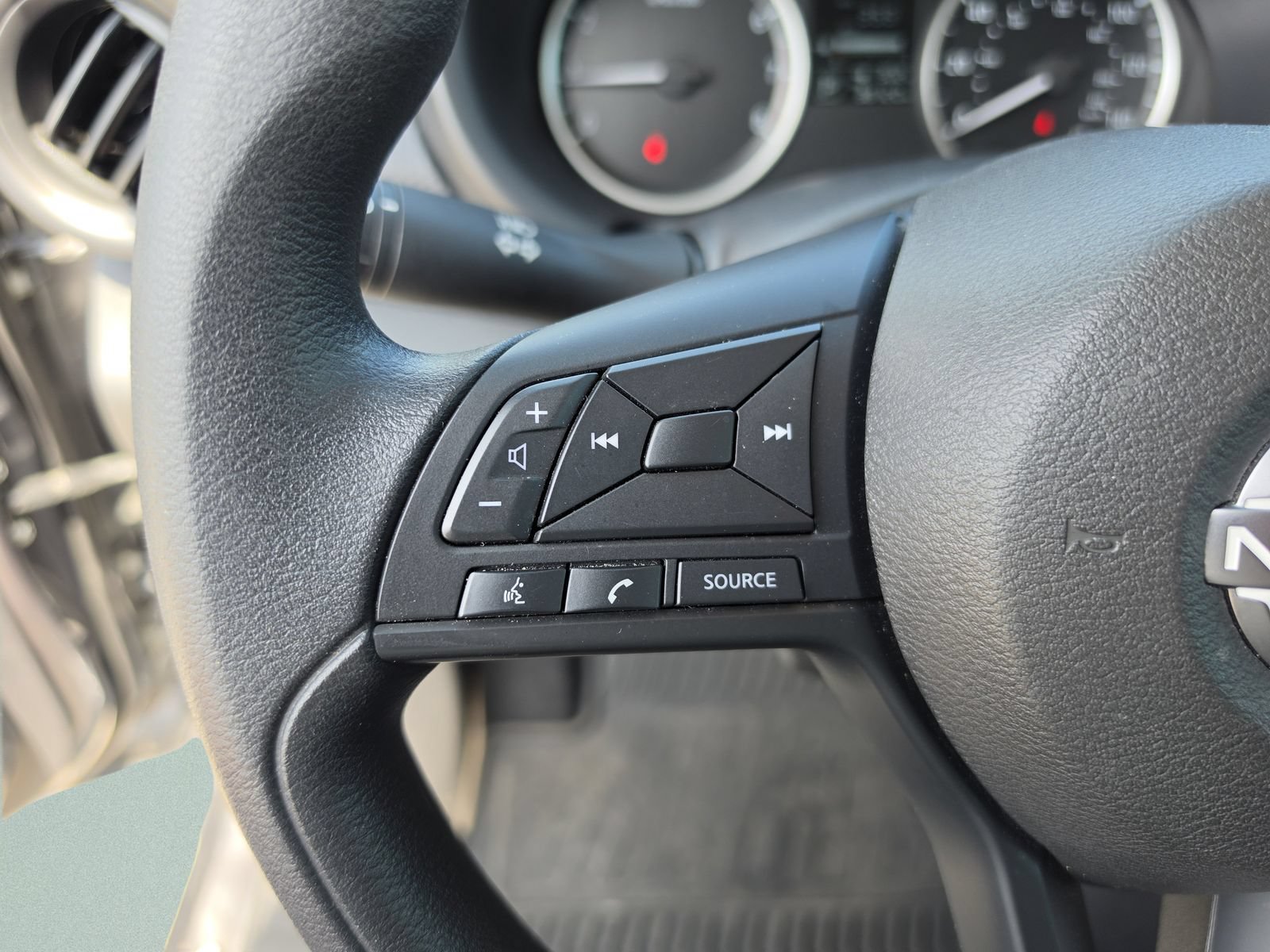 Used 2023 Nissan Kicks S FWD image 30