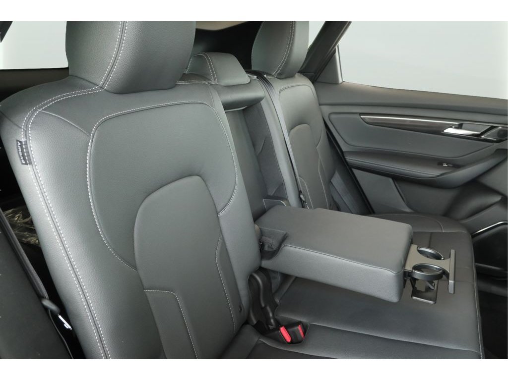Used 2023 VinFast VF 8 Eco AWD/4WD image 21