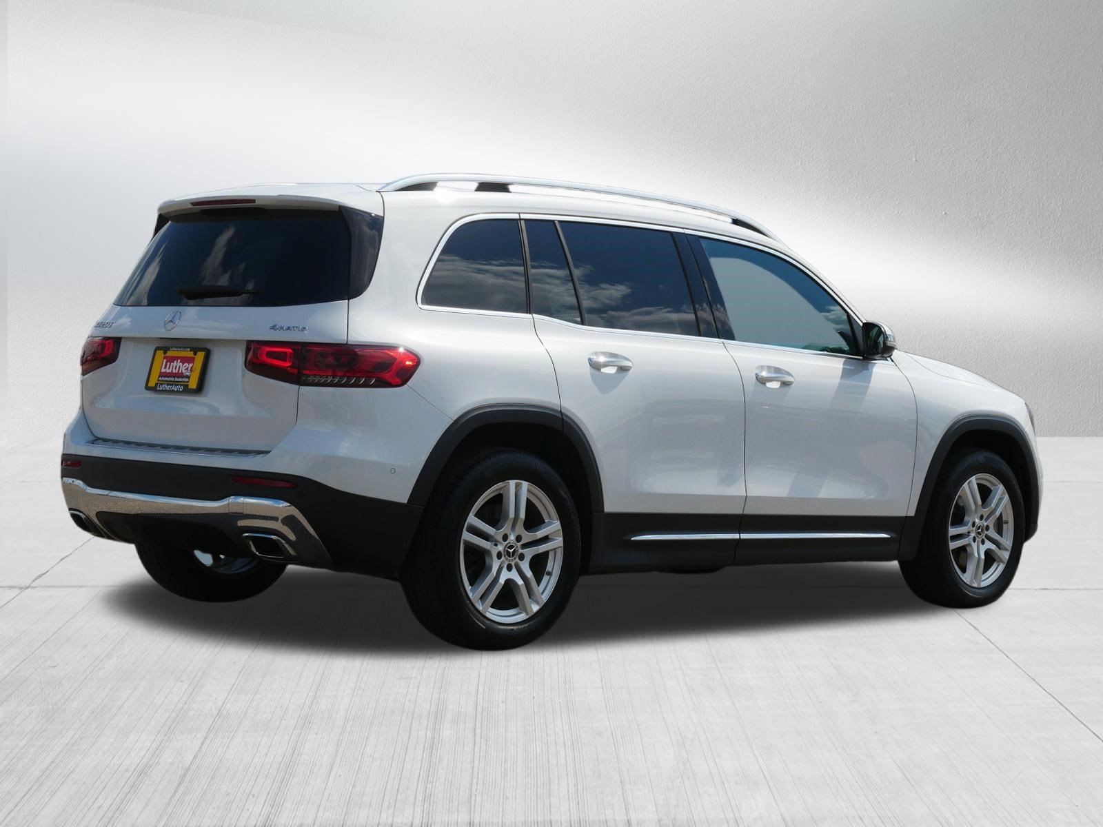 Used 2021 Mercedes-Benz GLB 250 4MATIC image 7