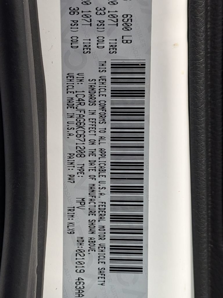 Used 2019 Jeep Grand Cherokee Altitude AWD/4WD image 32