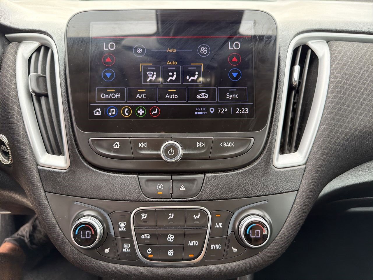Used 2023 Chevrolet Malibu LT image 19