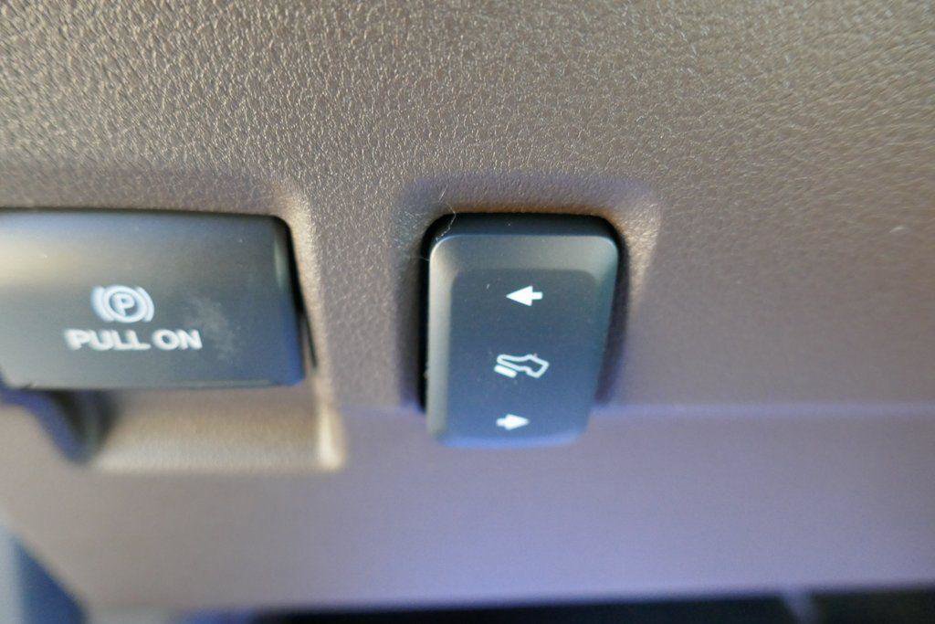 New 2026 Ford F350 King Ranch w/ Chrome Package image 27