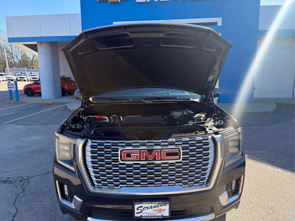 Certified 2023 GMC Yukon XL Denali AWD/4WD image 11