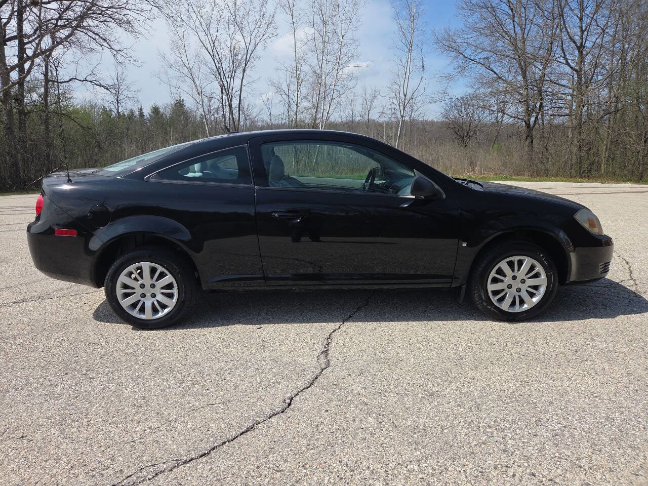 Used 2009 Chevrolet Cobalt LS FWD image 9