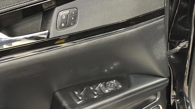 Used 2022 Lincoln Nautilus Reserve AWD/4WD image 21