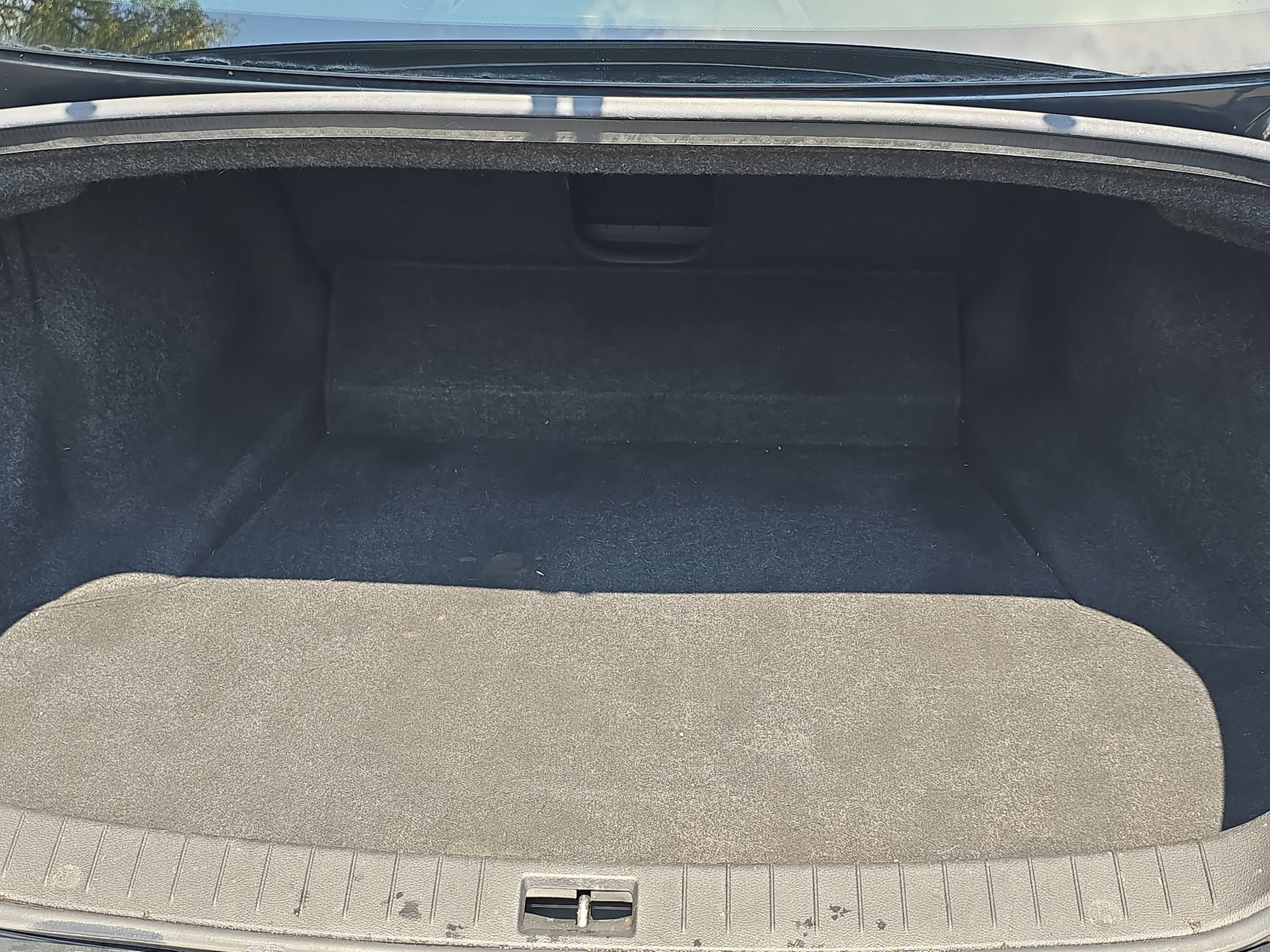 Used 2017 INFINITI Q50 2.0t w/ Moonroof Package RWD image 12
