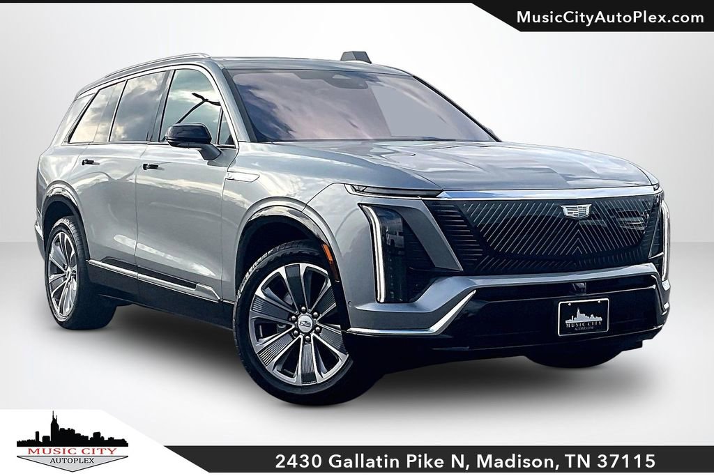 Used 2026 Cadillac Vistiq Luxury image 1