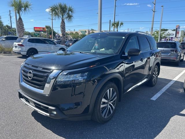 Used 2022 Nissan Pathfinder Platinum w/ Cargo Package image 1