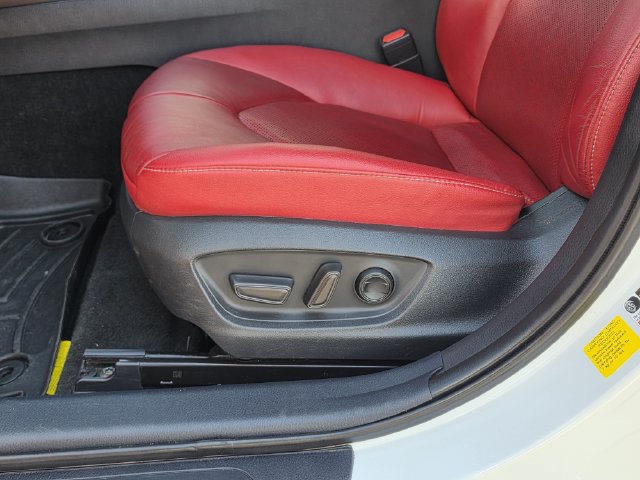 Used 2021 Toyota Camry XSE FWD image 15