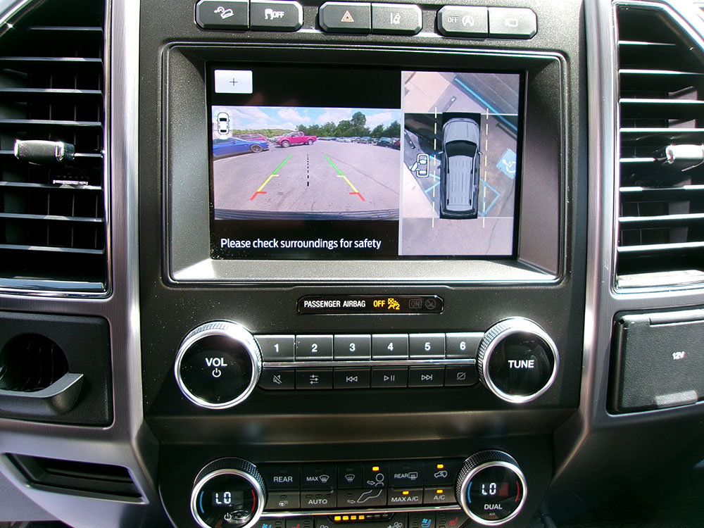 Used 2020 Ford Expedition Platinum image 18