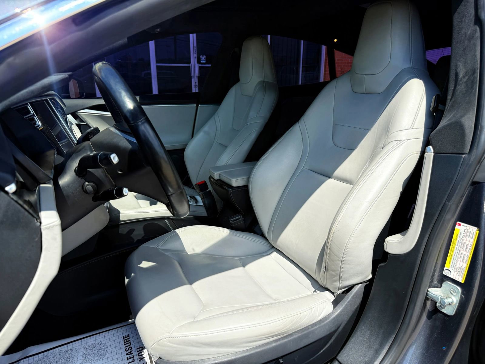 Used 2015 Tesla Model S 90D image 21