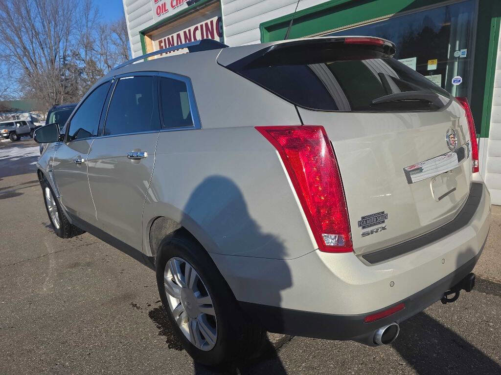 Used 2014 Cadillac SRX Luxury w/ Driver Assist Package FWD image 2